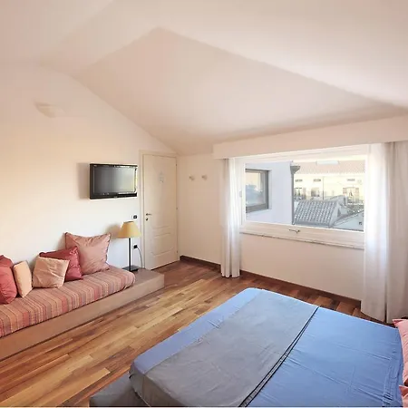 Relais Azuni فندق مبيت وإفطار كالياري